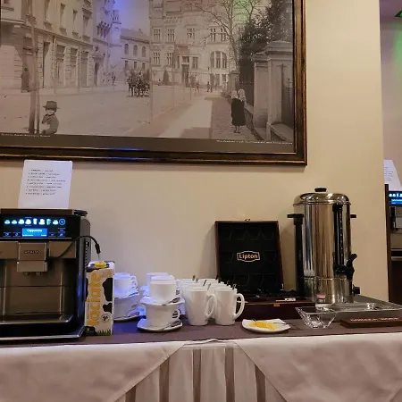 Hotel Mieszko 2*