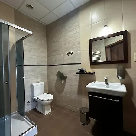 Mieszko Hotel 2*