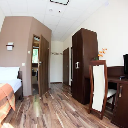 Mieszko Hotel 2*