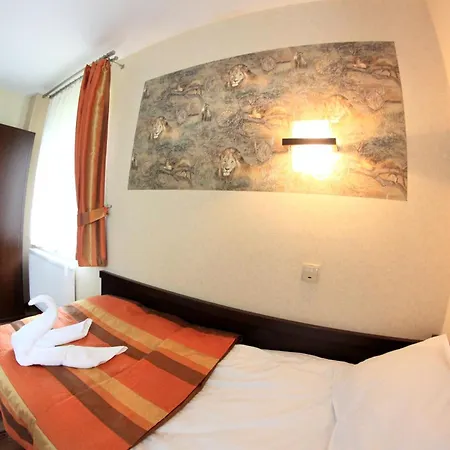Mieszko Hotel 2*